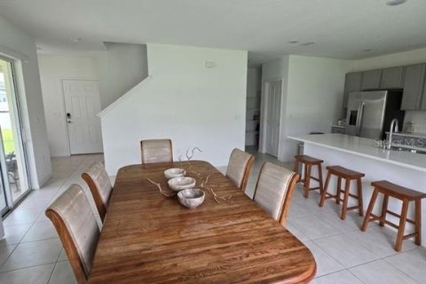 House in Kissimmee, Florida 4 bedrooms, 199.09 sq.m. № 2213619 - photo 4