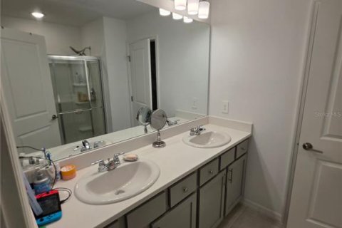 House in Kissimmee, Florida 4 bedrooms, 199.09 sq.m. № 2213619 - photo 11