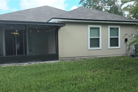 House in Bunnell, Florida 4 bedrooms, 199.46 sq.m. № 2232369 - photo 23