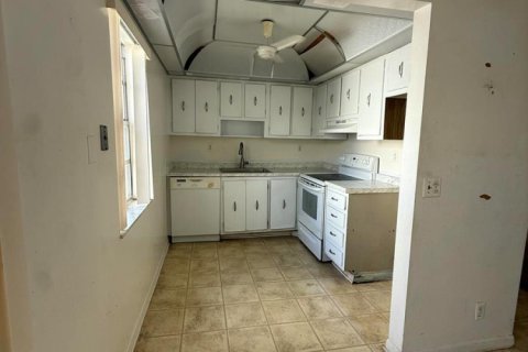 Condo in Delray Beach, Florida, 2 bedrooms  № 2392740 - photo 2