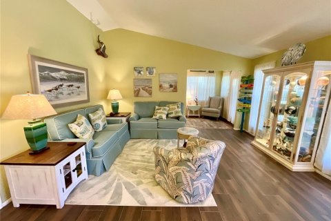 Condominio en venta en New Port Richey, Florida, 2 dormitorios, 124.49 m2 № 1679475 - foto 2