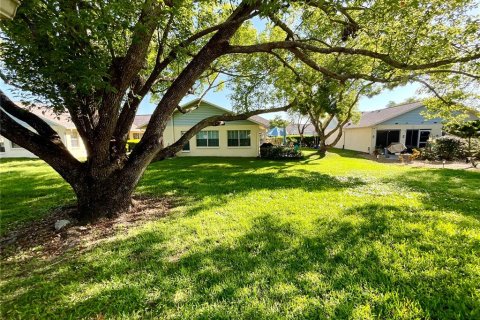 Condominio en venta en New Port Richey, Florida, 2 dormitorios, 124.49 m2 № 1679475 - foto 29