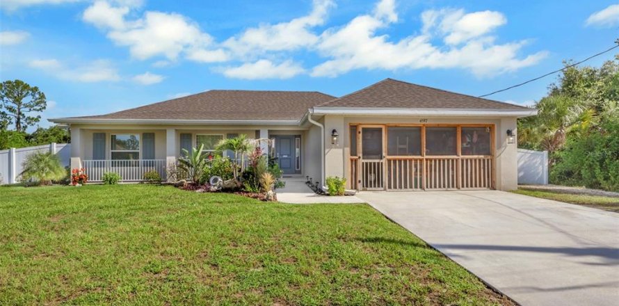 Villa ou maison à North Port, Floride 4 chambres, 163.42 m2 № 2166951