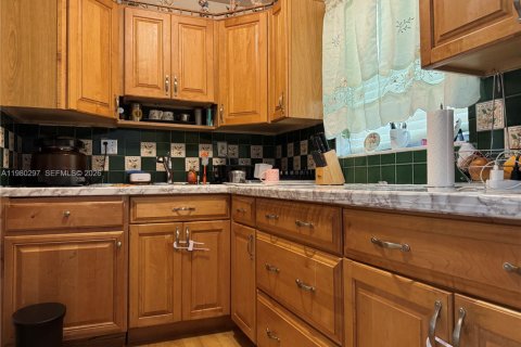 Condominio en venta en Margate, Florida, 2 dormitorios, 92.9 m2 № 2175192 - foto 8