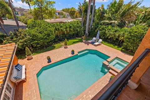 Casa en venta en Saint Petersburg, Florida, 5 dormitorios, 374.77 m2 № 2227182 - foto 11