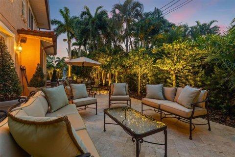 Casa en venta en Saint Petersburg, Florida, 5 dormitorios, 374.77 m2 № 2227182 - foto 6