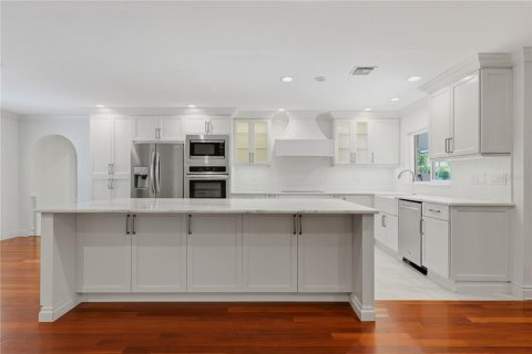 Casa en venta en Saint Petersburg, Florida, 5 dormitorios, 374.77 m2 № 2227182 - foto 20