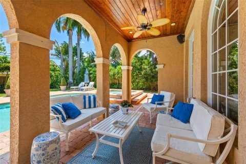 Casa en venta en Saint Petersburg, Florida, 5 dormitorios, 374.77 m2 № 2227182 - foto 7