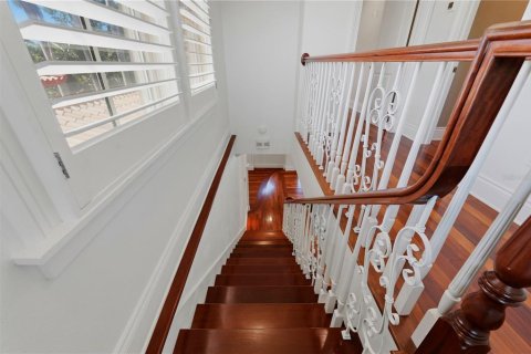 Casa en venta en Saint Petersburg, Florida, 5 dormitorios, 374.77 m2 № 2227182 - foto 25
