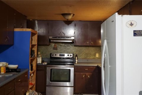 House in Sarasota, Florida 2 bedrooms, 91.97 sq.m. № 1900055 - photo 19