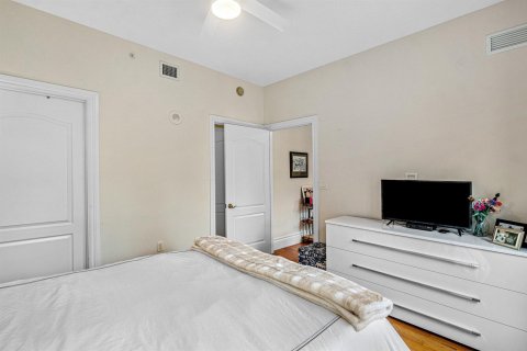 Condo in Boca Raton, Florida, 3 bedrooms № 2245527 - photo 30