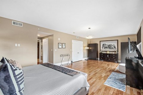Condo in Boca Raton, Florida, 3 bedrooms № 2245527 - photo 21