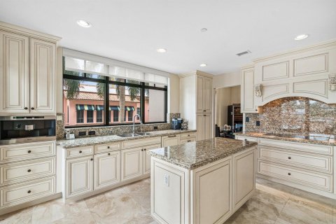 Condo in Boca Raton, Florida, 3 bedrooms № 2245527 - photo 9