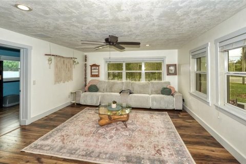 Купить виллу или дом в Деланд, Флорида 8 комнат, 262.73м2, № 1905673 - фото 8