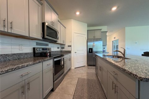 House in Ormond Beach, Florida 2 bedrooms, 168.71 sq.m. № 2201313 - photo 10