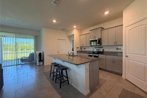 House in Ormond Beach, Florida 2 bedrooms, 168.71 sq.m. № 2201313 - photo 7