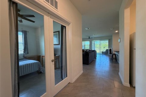 House in Ormond Beach, Florida 2 bedrooms, 168.71 sq.m. № 2201313 - photo 20
