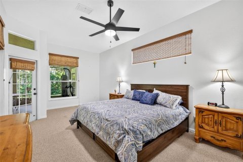House in Tampa, Florida 3 bedrooms, 218.97 sq.m. № 2223205 - photo 21