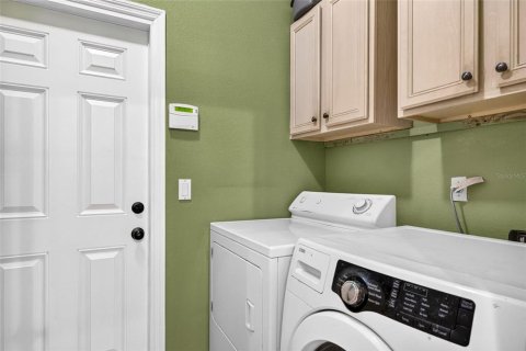 House in Tampa, Florida 3 bedrooms, 218.97 sq.m. № 2223205 - photo 18