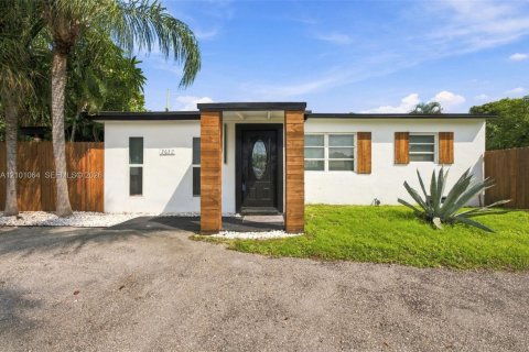 Villa ou maison à Pompano Beach, Floride 3 chambres, 60.2 m2 № 2414325