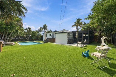 Villa ou maison à vendre à Pompano Beach, Floride: 3 chambres, 60.2 m2 № 2414325 - photo 22