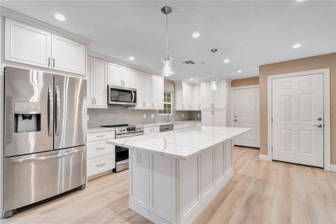 Copropriété à vendre à Altamonte Springs, Floride: 3 chambres, 204.29 m2 № 2398920 - photo 2