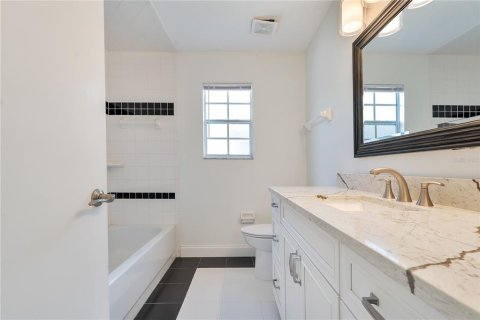 Copropriété à vendre à Altamonte Springs, Floride: 3 chambres, 204.29 m2 № 2398920 - photo 17