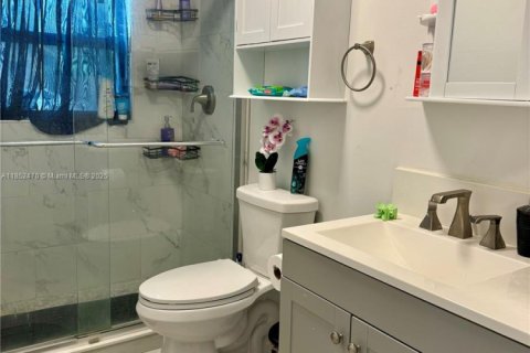 Casa en venta en Deerfield Beach, Florida, 3 dormitorios, 134.71 m2 № 1858851 - foto 3