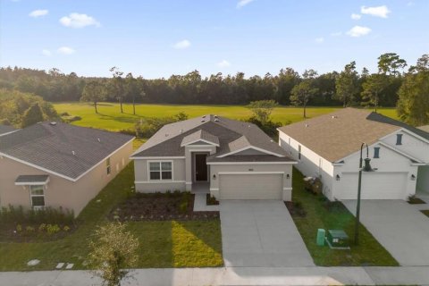 Villa ou maison à louer à Kissimmee, Floride: 1 chambre, 60.39 m2 № 2425730 - photo 4