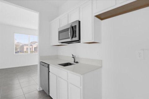Villa ou maison à louer à Kissimmee, Floride: 1 chambre, 60.39 m2 № 2425730 - photo 6