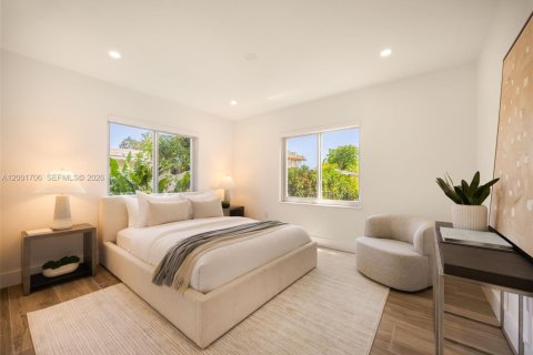 House in Miami, Florida 3 bedrooms, 119.38 sq.m. № 2066357 - photo 16