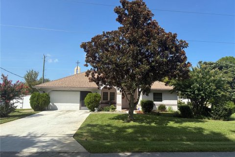 Villa ou maison à Palm Coast, Floride 3 chambres, 149.67 m2 № 2223207