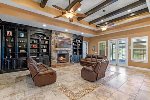 Villa ou maison à vendre à Chuluota, Floride: 4 chambres, 431.9 m2 № 1905814 - photo 19