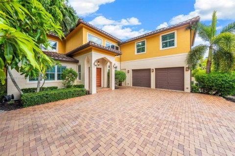Villa ou maison à vendre à Fort Lauderdale, Floride: 4 chambres, 350.33 m2 № 2081814 - photo 6