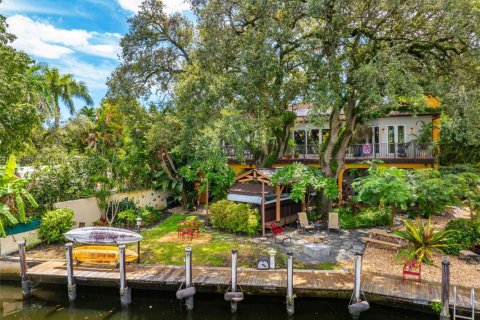 Villa ou maison à vendre à Fort Lauderdale, Floride: 4 chambres, 350.33 m2 № 2081814 - photo 3