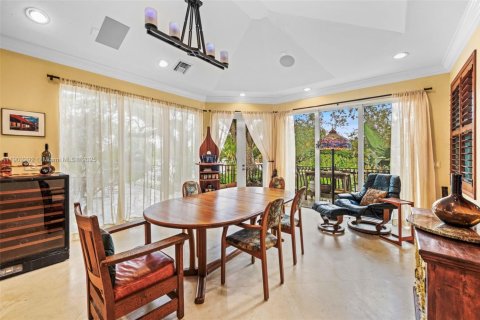 Villa ou maison à vendre à Fort Lauderdale, Floride: 4 chambres, 350.33 m2 № 2081814 - photo 12