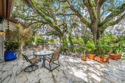 Villa ou maison à vendre à Fort Lauderdale, Floride: 4 chambres, 350.33 m2 № 2081814 - photo 17