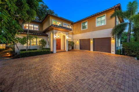 Villa ou maison à Fort Lauderdale, Floride 4 chambres, 350.33 m2 № 2081814