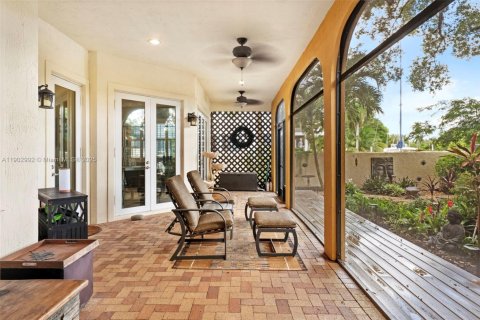Villa ou maison à vendre à Fort Lauderdale, Floride: 4 chambres, 350.33 m2 № 2081814 - photo 24
