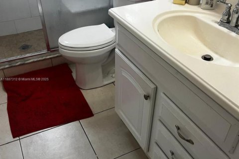 Купить кондоминиум в Пемброк-Пайнс, Флорида 2 спальни, 87.79м2, № 2090400 - фото 14