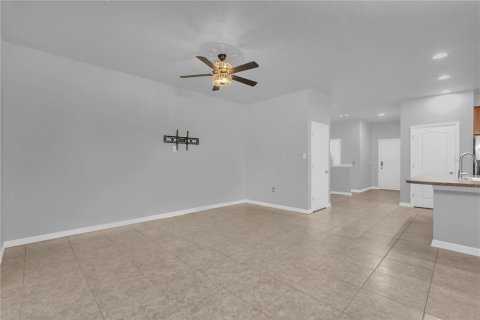 Townhouse in Sanford, Florida 3 bedrooms, 152.55 sq.m. № 1858446 - photo 9