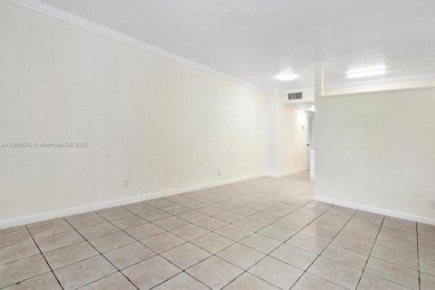 Appartement à louer à Hollywood, Floride: 1 chambre, 60.39 m2 № 1963789 - photo 2