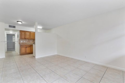 Appartement à louer à Hollywood, Floride: 1 chambre, 60.39 m2 № 1963789 - photo 16