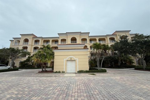 Condo in St. Lucie, Florida, 2 bedrooms № 2183060