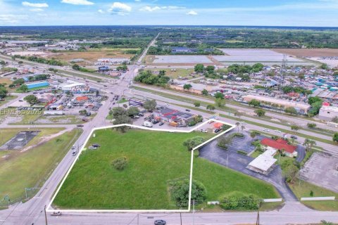 Immobilier commercial à Miami, Floride № 2039176