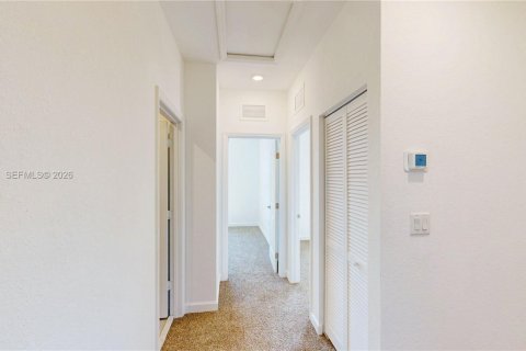 Townhouse in Homestead, Florida 3 bedrooms, 137.77 sq.m. № 2026154 - photo 27