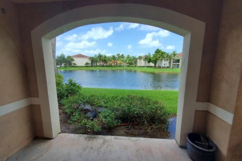 Apartment in Tamarac, Florida 2 bedrooms, 91.14 sq.m. № 2246738 - photo 24