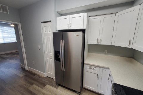 Apartment in Tamarac, Florida 2 bedrooms, 91.14 sq.m. № 2246738 - photo 16