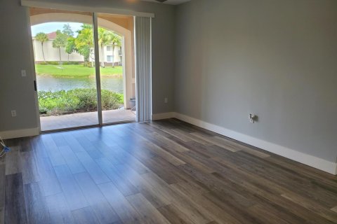 Apartment in Tamarac, Florida 2 bedrooms, 91.14 sq.m. № 2246738 - photo 5