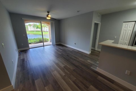 Apartment in Tamarac, Florida 2 bedrooms, 91.14 sq.m. № 2246738 - photo 25